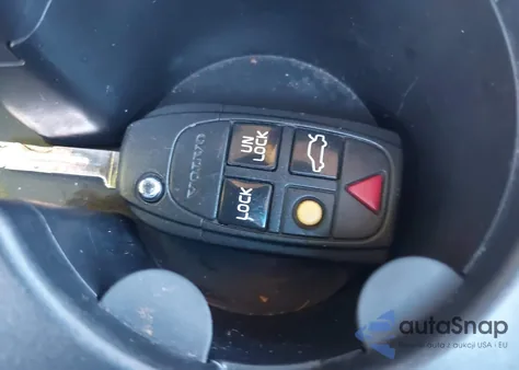 2005 Volvo Xc90 T6 z USA, uszkodzony, nr VIN YV1CZ852451213931